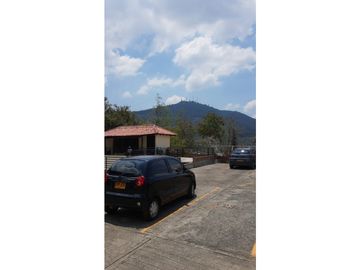 EL AGUACATAL APARTAMENTO  SIN ASCENSOR CALI OESTE COLOMBIA