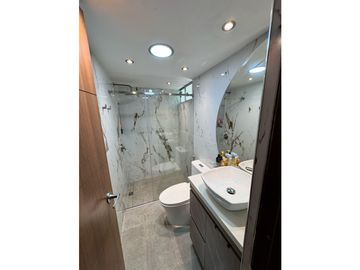 SE VENDE AMPLIO APARTAMENTO EN VILLA CAMPESTRE