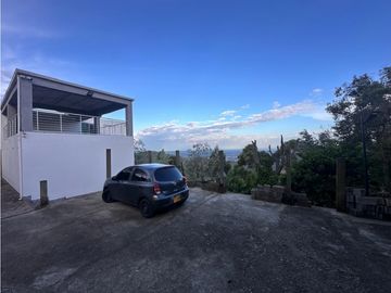 CASA CAMPESTRE VENTA MEDIO DAPA 600M2 4HB 6BÑ 7PQ AL