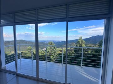 CASA CAMPESTRE VENTA MEDIO DAPA 600M2 4HB 6BÑ 7PQ AL