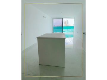 Se vende hermoso departamento con vista al mar Grand Bay Manta.