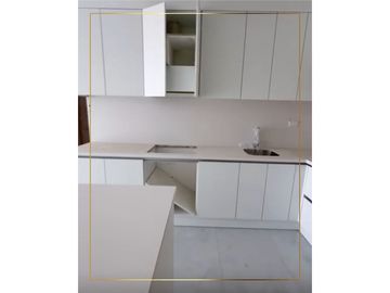 Se vende hermoso departamento con vista al mar Grand Bay Manta.