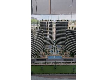 Se vende hermoso departamento con vista al mar Grand Bay Manta.