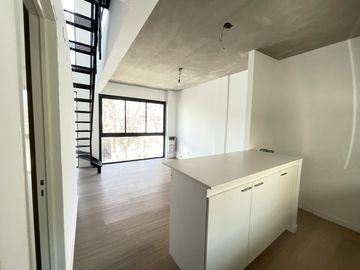 Venta Departamento 2 Amb. al Fte. en Haedo  