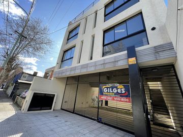 Venta Departamento 2 Amb. al Fte. en Haedo  
