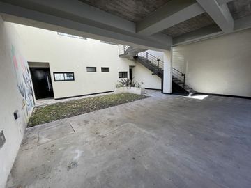 Venta Departamento 2 Amb. al Fte. en Haedo  