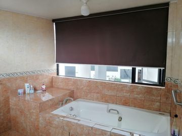 Arriendo Casa independiente en la Gonzales Suarez, Conjunto Herradura