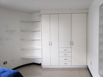 Arriendo Casa independiente en la Gonzales Suarez, Conjunto Herradura