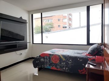 Arriendo Casa independiente en la Gonzales Suarez, Conjunto Herradura