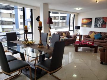 Arriendo Casa independiente en la Gonzales Suarez, Conjunto Herradura