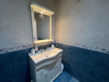 Bahía Blanca 140, Wilde ¡Ph con local o garage a la venta en Wilde!