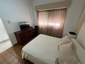Bahía Blanca 140, Wilde ¡Ph con local o garage a la venta en Wilde!
