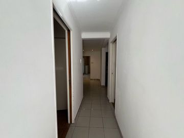 Bahía Blanca 140, Wilde ¡Ph con local o garage a la venta en Wilde!