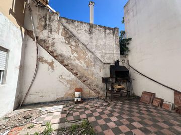 Bahía Blanca 140, Wilde ¡Ph con local o garage a la venta en Wilde!