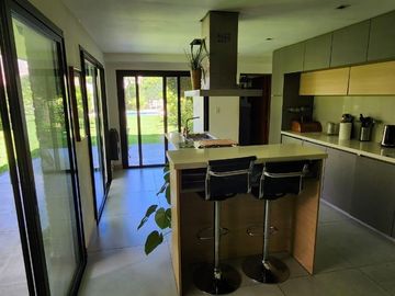 Venta Casa en Beccar vias a Libertador 3 dormitorios