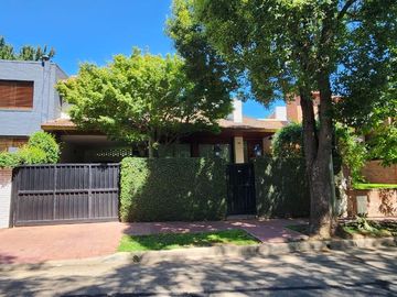 Venta Casa en Beccar vias a Libertador 3 dormitorios