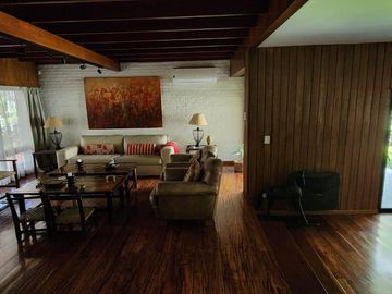 Venta Casa en Beccar vias a Libertador 3 dormitorios