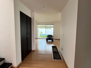Hermosa casa en venta Juriquilla