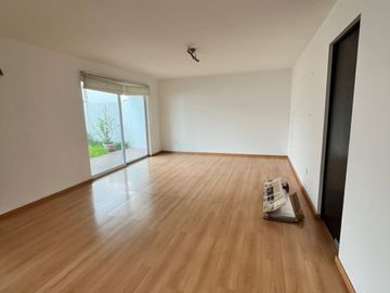 Hermosa casa en venta Juriquilla