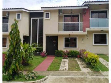 TOCUMEN / RESIDENCIAL ALTOS DEL ESTE / 120M / 3 HABITACION /DUPLEX
