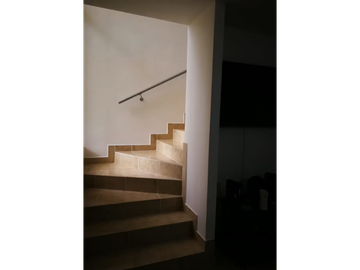 TOCUMEN / RESIDENCIAL ALTOS DEL ESTE / 120M / 3 HABITACION /DUPLEX