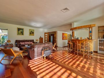 Amplia y luminosa casa con gran jardín, Los Dominicos