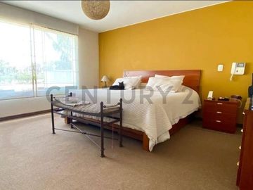 En Venta: Hermosa Casa en Las Brisas de Villa con Piscina y Jardín