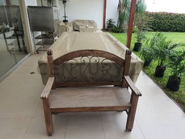 En Venta: Hermosa Casa en Las Brisas de Villa con Piscina y Jardín