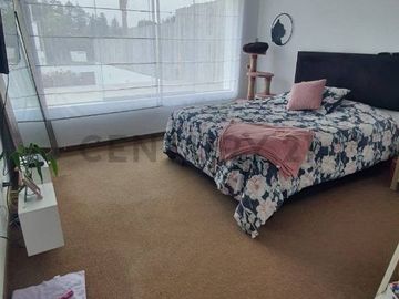 En Venta: Hermosa Casa en Las Brisas de Villa con Piscina y Jardín