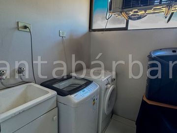 Venta Departamento 3 dormitorios 3 baños Las Condes Metro H. Magallanes