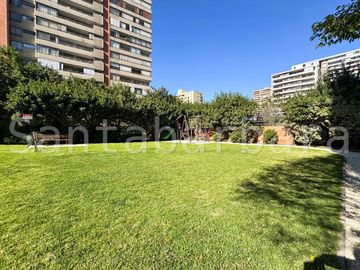 Venta Departamento 3 dormitorios 3 baños Las Condes Metro H. Magallanes