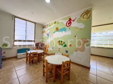 Venta Departamento 3 dormitorios 3 baños Las Condes Metro H. Magallanes