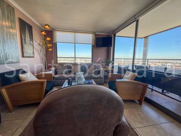 Venta Departamento 3 dormitorios 3 baños Las Condes Metro H. Magallanes