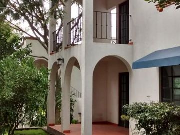 RENTA DEPARTAMENTO AMUEBLADO - R114