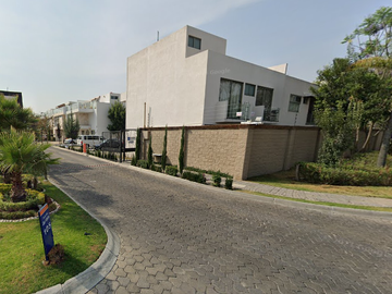 CASA EN BLVD. DEL VALLE EN LOMAS DE ANGELOPOLIS III