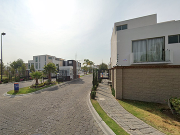 CASA EN BLVD. DEL VALLE EN LOMAS DE ANGELOPOLIS III