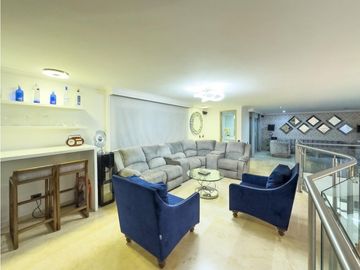 Penthouse en Venta en Laureles