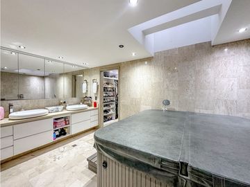Penthouse en Venta en Laureles