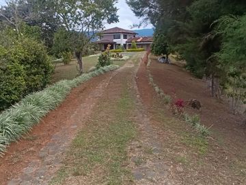 Venta Finca En El Carmen Km.30 Via Al Mar. Lote 4.500 Mtrs. Dagua