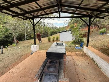 Venta Finca En El Carmen Km.30 Via Al Mar. Lote 4.500 Mtrs. Dagua