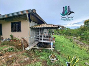 VENDO.CASA Y LOTE.DE 2000MTS COORDILLERA
