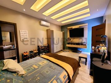 Casa en Ceibos con 3 unidades independientes, ideal para familia o inversión_JZa