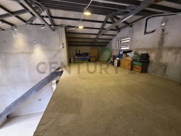 Casa en Ceibos con 3 unidades independientes, ideal para familia o inversión_JZa