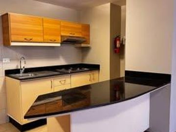 Suite en venta sector República del Salvador