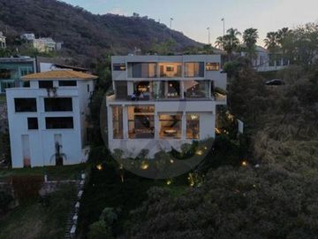 Casa en condominio en venta en Las Cañadas