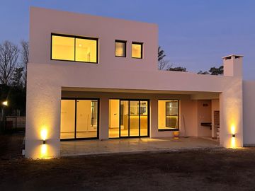 Casa con pileta en San Pablo