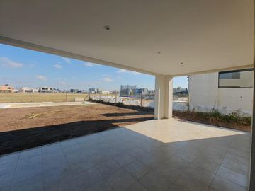 Casa con pileta en San Pablo