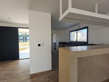 Casa con pileta en San Pablo