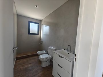 Casa con pileta en San Pablo