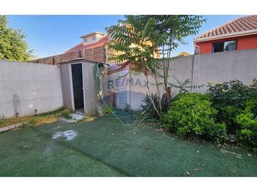 Casa Familiar en La Florida: Espaciosa y Luminosa